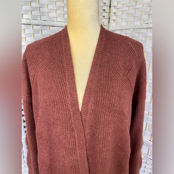 NWT Hem & Thread Rust Cable Knit Cardigan Deep Front Pockets with Shoelace Back - Picture 3 of 14